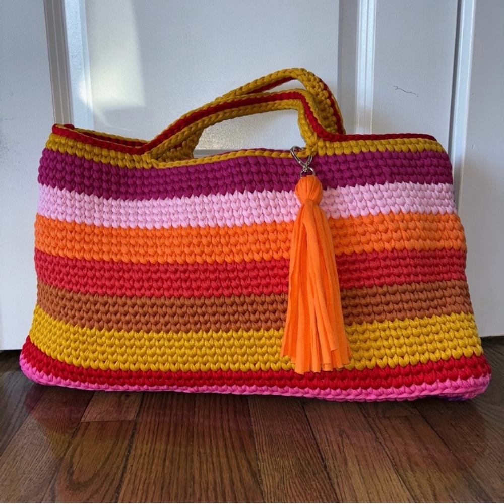 Crochet Tote Bag  Women’s Handmade with Sunset Stripes Size OS